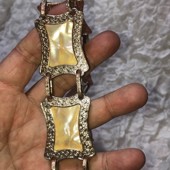 Vintage metal belt made in Hong Kong- 28” and 6” of chain- - Picture 2 of 7